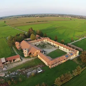 Landhuis Cascina Mora