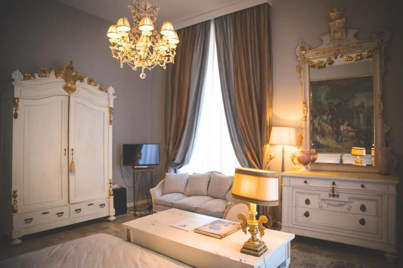 بافيا Arnaboldi Palace 4*,  إيطاليا