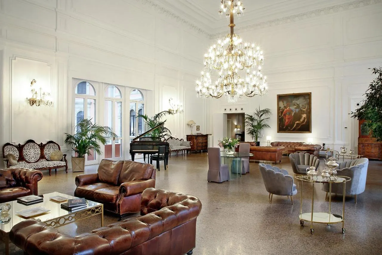 Arnaboldi Palace Pavia Italia